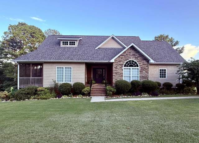 Property at 90 Countryside Ln, Helena, AL 35022, 3 beds, 2.5 baths
