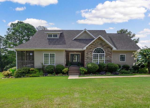 Property at 90 Countryside Ln, Helena, AL 35022, 3 beds, 2.5 baths