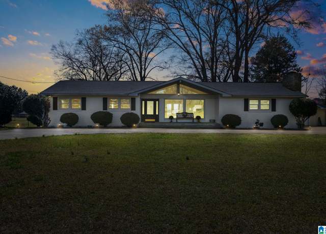 Property at 711 Shannon Lynn Shores Ln, Talladega, AL 35160, 3 beds, 2 baths
