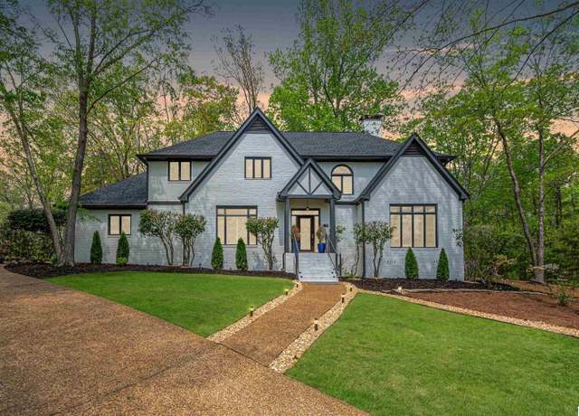 Property at 1123 Lake Forest Cir, Hoover, AL 35244, 4 beds, 3.5 baths