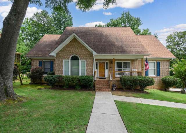 Property at 4739 Sulphur Springs Rd, Hoover, AL 35226, 4 beds, 3.5 baths