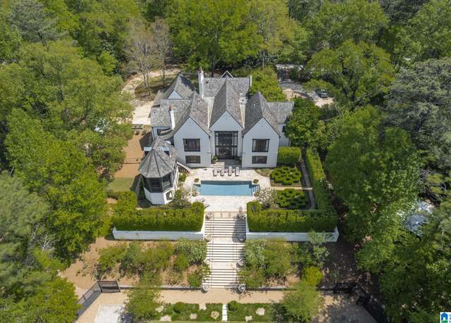 Property at 2708 Abingdon Rd, Mountain Brook, AL 35243, 4 beds, 4 baths