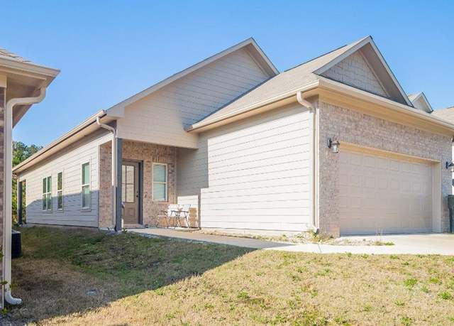 Property at 915 Maple Trce, Odenville, AL 35120, 3 beds, 2 baths