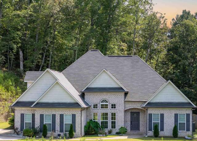 Property at 2295 Lower Lake Dr, Odenville, AL 35120, 4 beds, 3.5 baths