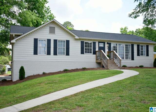 Property at 1059 Thompson Rd, Alabaster, AL 35007, 3 beds, 2 baths