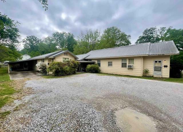 Property at 2123 Leighton Ave #5, Anniston, AL 36207, 8 beds, 5 baths