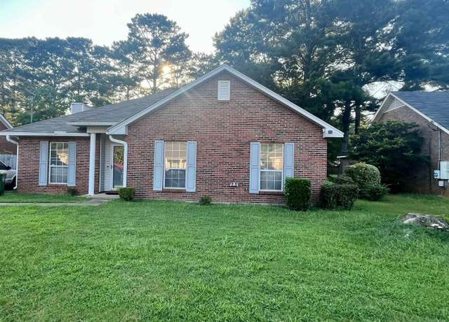Property at 1017 David Dr, Montgomery, AL 36117, 3 beds, 2 baths