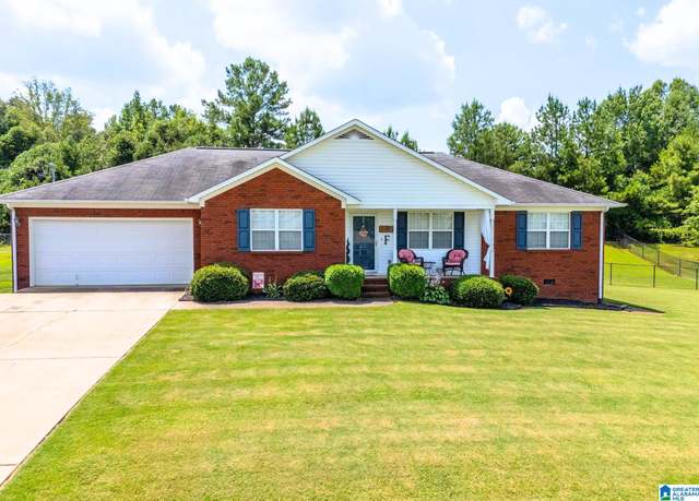 Property at 89 Bradford Ct, Weaver, AL 36277, 3 beds, 2 baths