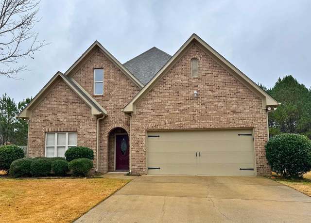 Property at 3041 Springfield Cir, Chelsea, AL 35043, 3 beds, 2 baths