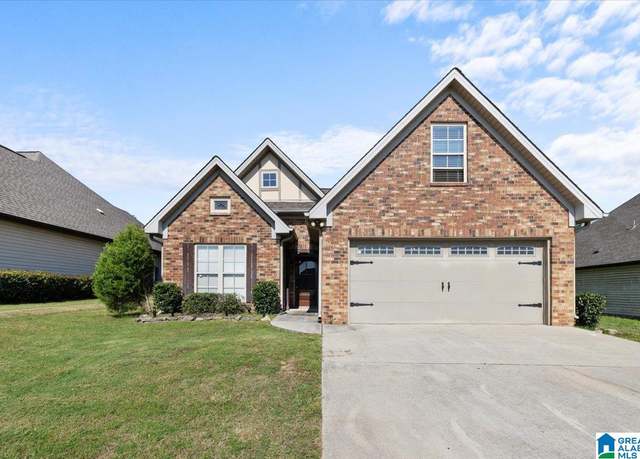 Property at 1017 Emerald Ridge Dr, Calera, AL 35040, 4 beds, 2 baths