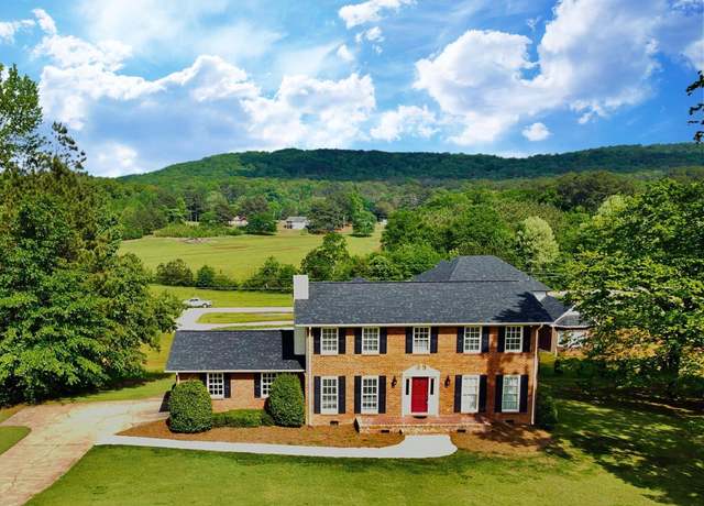 Property at 124 Shamrock Ln, Piedmont, AL 36272, 4 beds, 2.5 baths