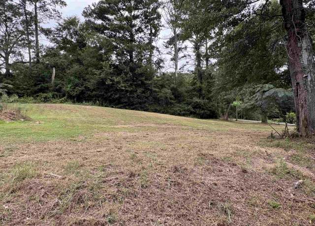 Property at 3rd Pl Unit 2-3 and 1/2 lot 4, Jasper, AL 35501