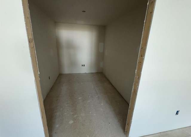 Property at 1482 Brooks Dr, Mount Olive, AL 35117, 3 beds, 3 baths