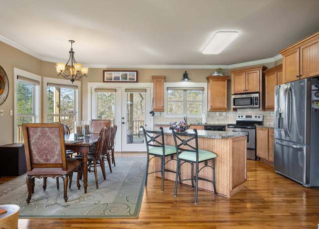 Property at 64 County Road 1024, Clanton, AL 35046, 4 beds, 3 baths