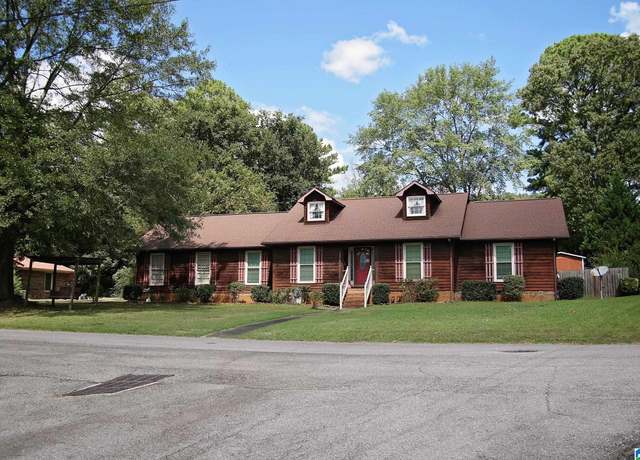 Property at 1214 Greensboro Dr, Oxford, AL 36203, 3 beds, 2 baths