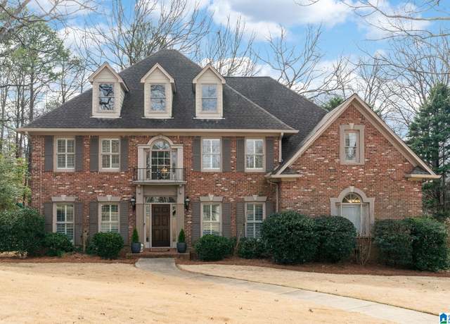 Property at 2701 Ridge Crest Crk, Vestavia Hills, AL 35243, 6 beds, 4.5 baths