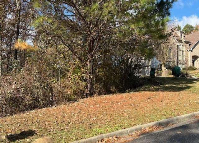 Property at 113 Crest Dr #1, Chelsea, AL 35043