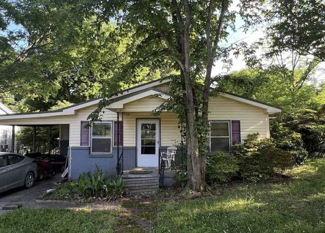 Property at 813 W 8th St, Sylacauga, AL 35150, 3 beds, 1.5 baths