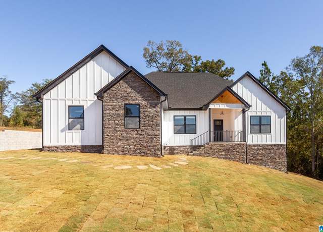 Property at 82 Janie Trce, Oxford, AL 36203, 3 beds, 2 baths
