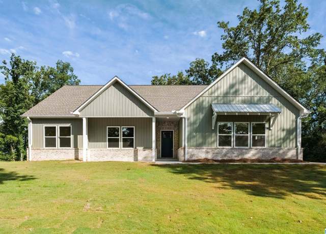 Property at 109 Alabama Blvd, Trussville, AL 35173, 3 beds, 2.5 baths