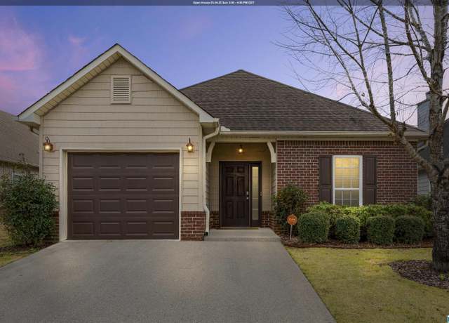 Property at 1021 Crawford Ct, Chelsea, AL 35043, 3 beds, 2 baths