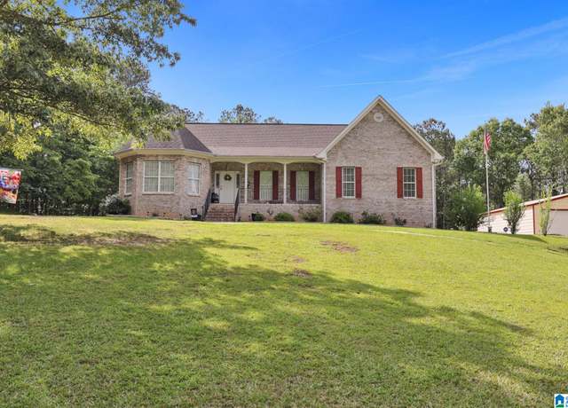 Property at 154 Baron Dr, Chelsea, AL 35043, 3 beds, 2 baths