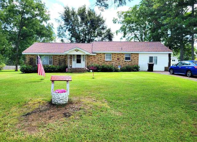 Property at 1620 Convent Rd NE, Cullman, AL 35055, 3 beds, 2 baths