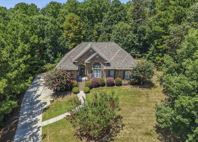 Property at 301 Emerald Ln, Chelsea, AL 35043, 4 beds, 3.5 baths