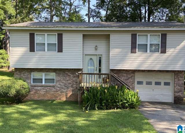 Property at 302 Timber Cv, Columbiana, AL 35051, 3 beds, 2 baths