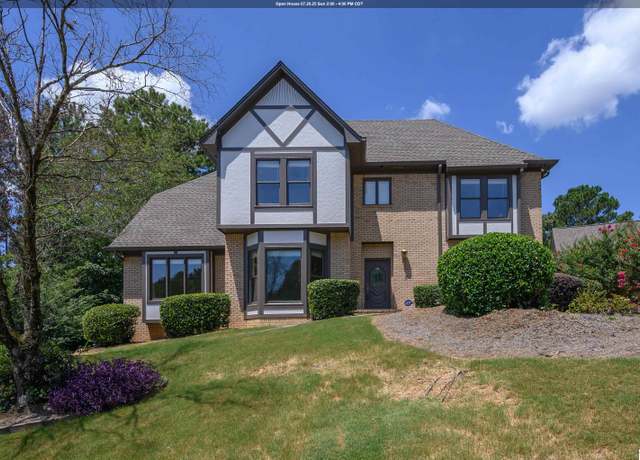 Property at 1009 Lake Point Ln, Hoover, AL 35244, 4 beds, 3.5 baths
