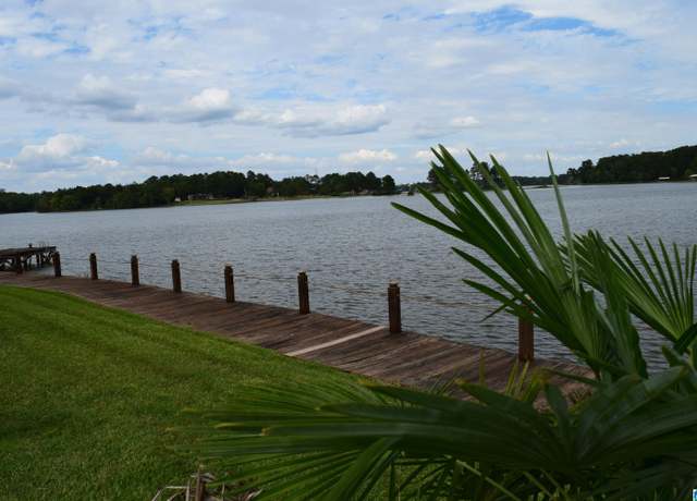 Property at 1208 Knox Lndg, Pell City, AL 35128, 3 beds, 2 baths