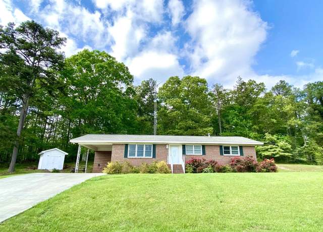 Property at 75 Johnson St, Heflin, AL 36264, 3 beds, 2 baths