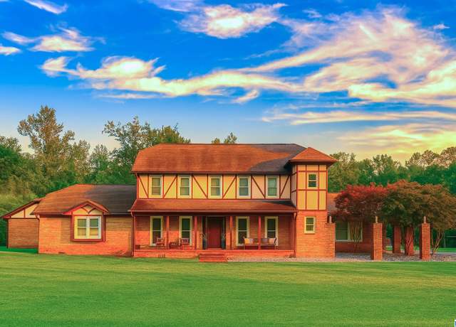 Property at 2100 Hardwick Rd, Pell City, AL 35128, 4 beds, 3.5 baths