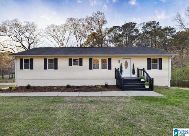 Property at 145 N Lakeshore Dr, Talladega, AL 35160, 4 beds, 2.5 baths