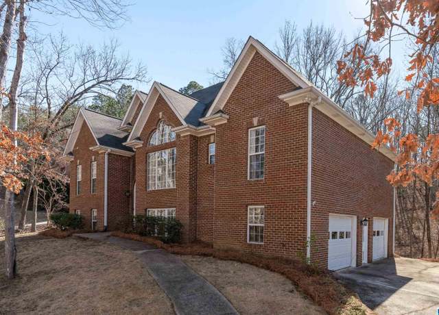 Property at 172 Silverleaf Dr, Pelham, AL 35124, 4 beds, 3 baths