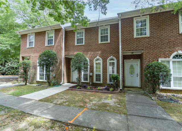 Property at 286 Sheffield Ct, Hoover, AL 35226, 2 beds, 2.5 baths