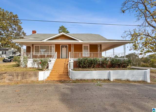 Property at 544 Perry St, Birmingham, AL 35214, 3 beds, 1 bath