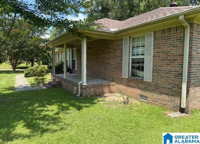 Property at 615 Maple St, Clanton, AL 35045, 2 beds, 2 baths