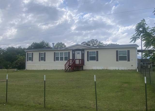 Property at 1470 County Road 34, Clanton, AL 35045, 4 beds, 2 baths