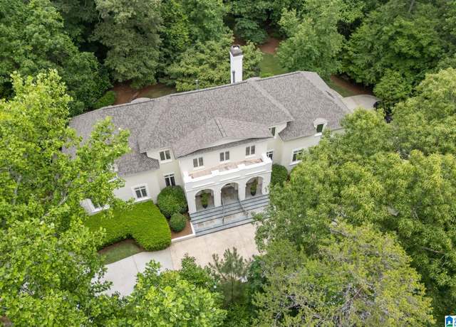 Property at 7449 Ashland Ln, Vestavia Hills, AL 35242, 5 beds, 3.5 baths
