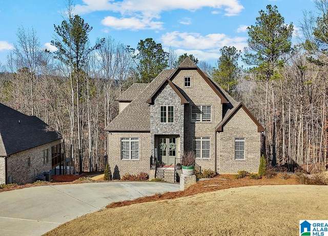 Property at 2021 Grey Oaks Ter, Pelham, AL 35124, 4 beds, 3.5 baths