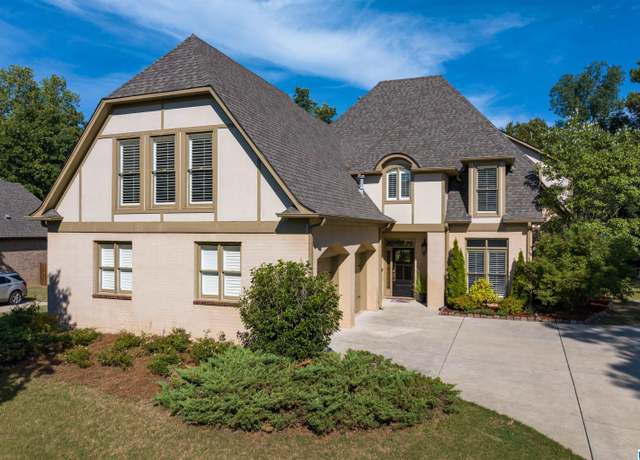Property at 8472 Ledge Cir, Trussville, AL 35173, 5 beds, 3 baths