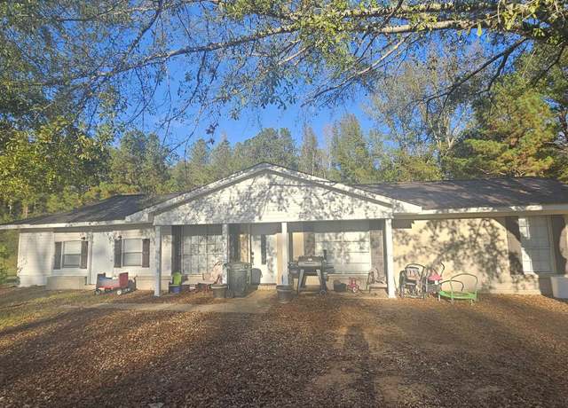 Property at 1270 County Road 87, Maplesville, AL 36750, 3 beds, 1 bath