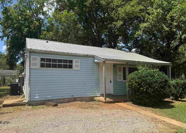 Property at 1376 Creel Ct, Midfield, AL 35228, 3 beds, 1 bath