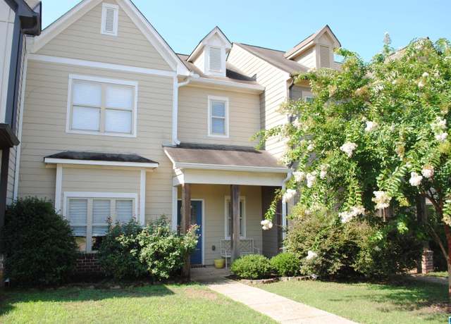 Property at 225 The Heights Dr, Calera, AL 35040, 3 beds, 2.5 baths