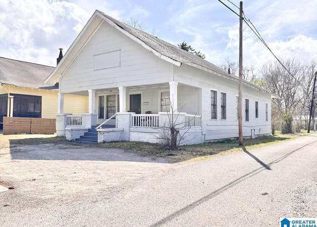 Property at 416 12th St SW, Birmingham, AL 35211, 3 beds, 2 baths
