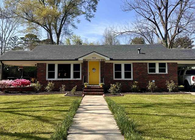Property at 904 14th Ave N, Clanton, AL 35045, 2 beds, 1 bath