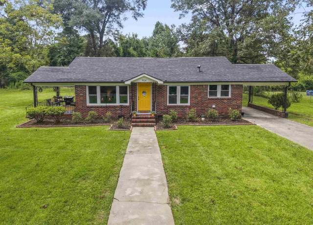 Property at 904 14th Ave N, Clanton, AL 35045, 2 beds, 1 bath