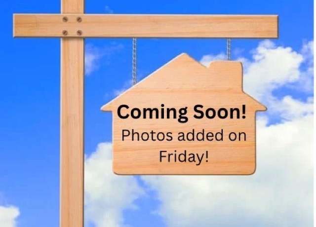 Property at 1921 Indian Lake Dr, Birmingham, AL 35244, 4 beds, 3 baths