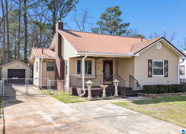 Property at 5832 Avenue O, Birmingham, AL 35228, 3 beds, 1 bath